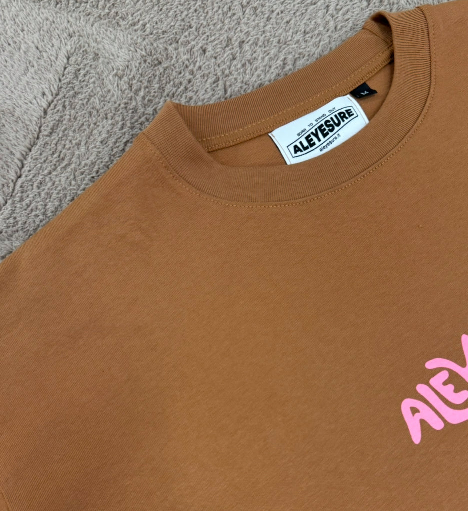 Aleyesure Bubble Tobacco - Oversize Tee Support Local Business