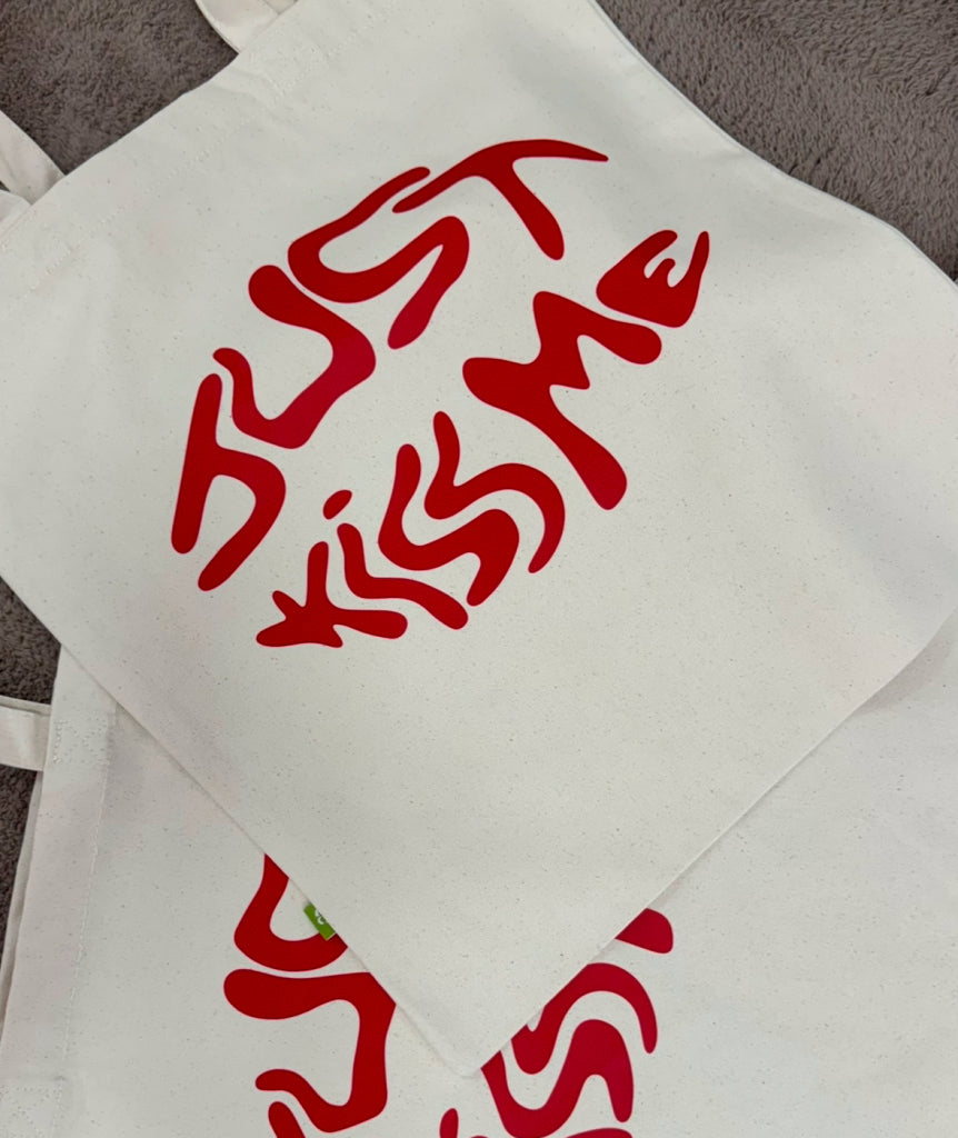 Aleyesure Tote Bag