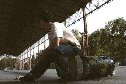 Aleyesure Avory - Basic Logo Tee