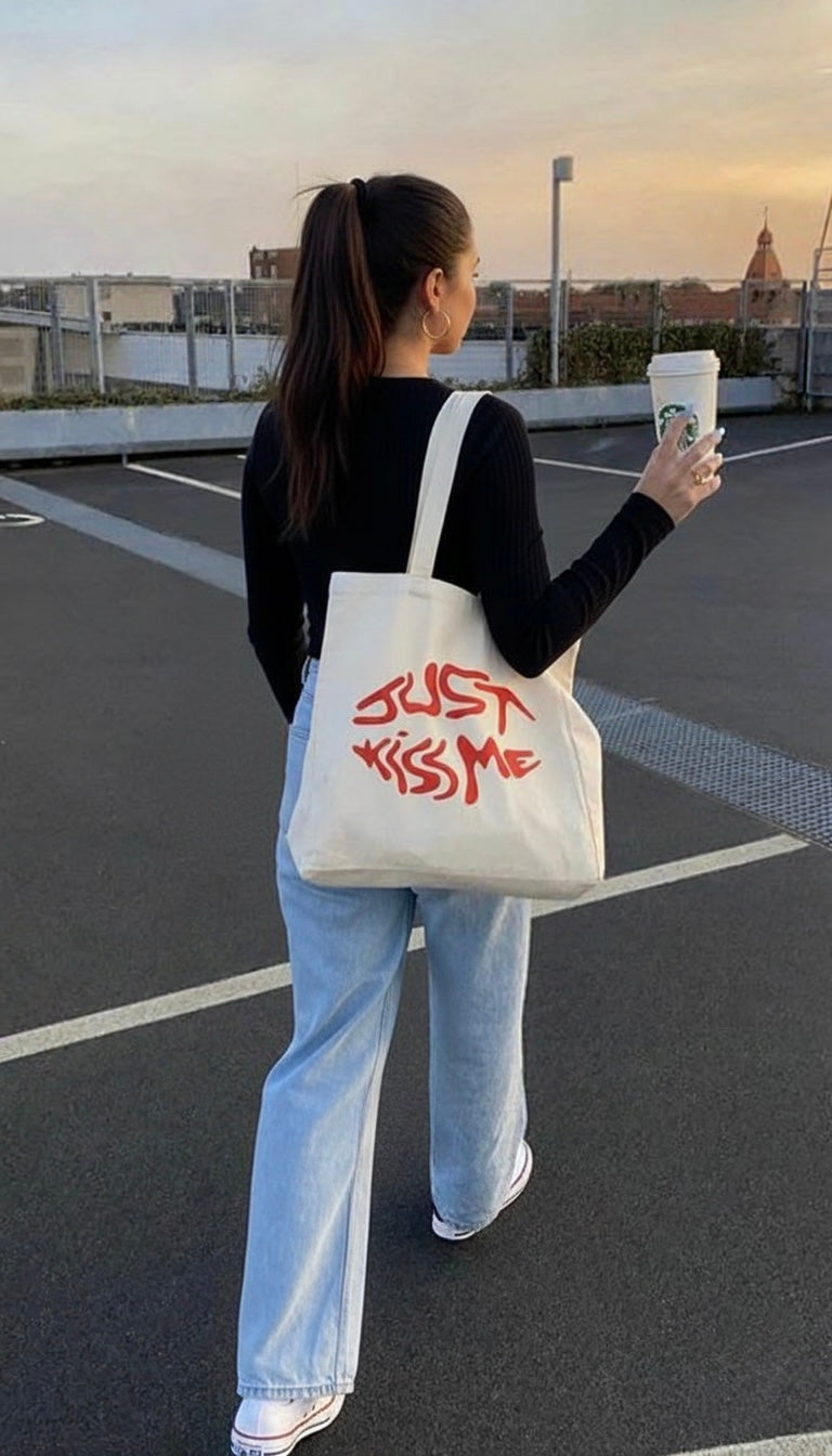 Aleyesure Tote Bag