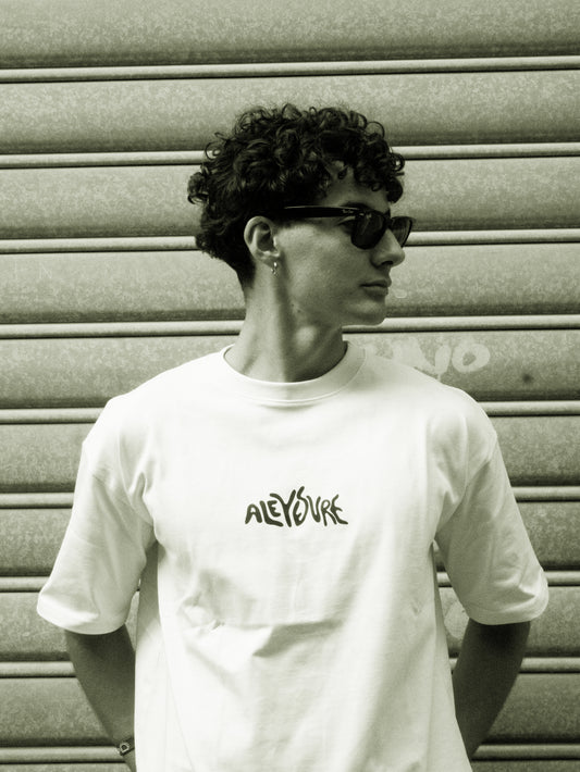 Aleyesure White - Oversize Tee Support Local Business